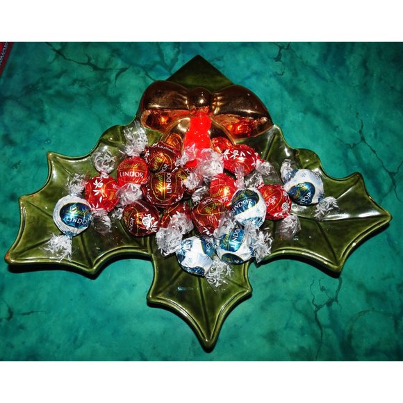 Vintage Ceramic Holly Serving Dish mcm Christmas candy dish retro 1970s - Picture 6 of 12